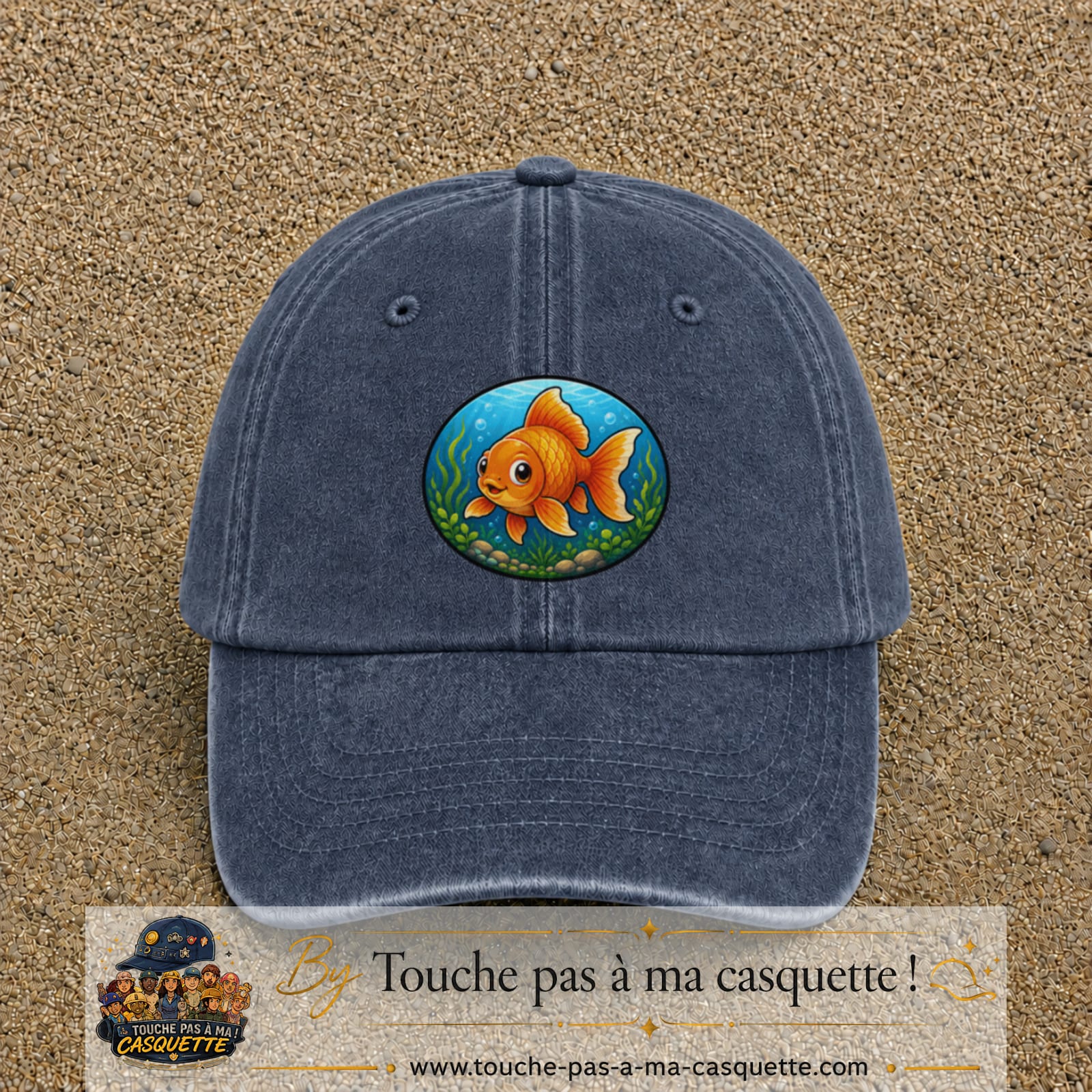 Casquette baseball Bleu marine délavé 100% coton avec visuel Poisson rouge ovale 7 cm - image produit principale