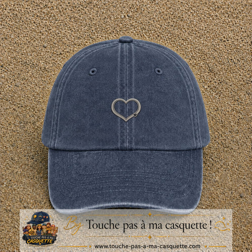 Casquette Bleu marine délavé motif Cœur contour minimal 3 cm - vue principale