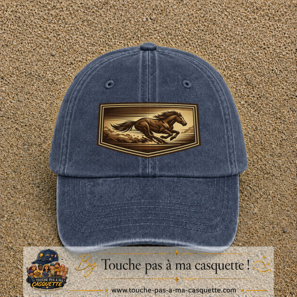 Casquette baseball Bleu marine délavé 100% coton avec visuel Cheval en course 7 cm - image produit principale
