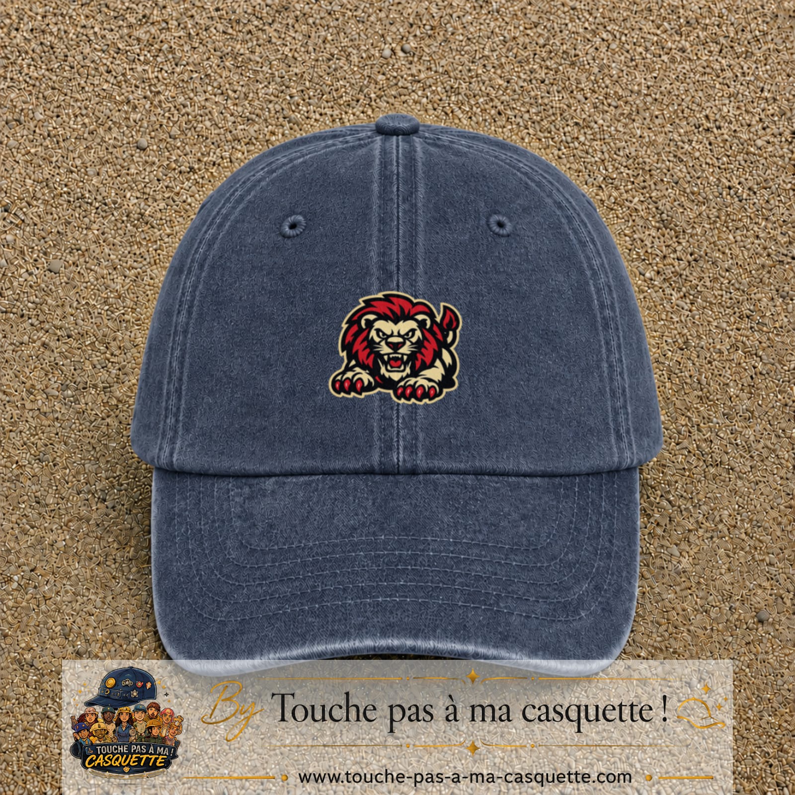 Casquette Bleu marine délavé 100% coton avec motif Lion rouge rugissant 5 cm - image principale