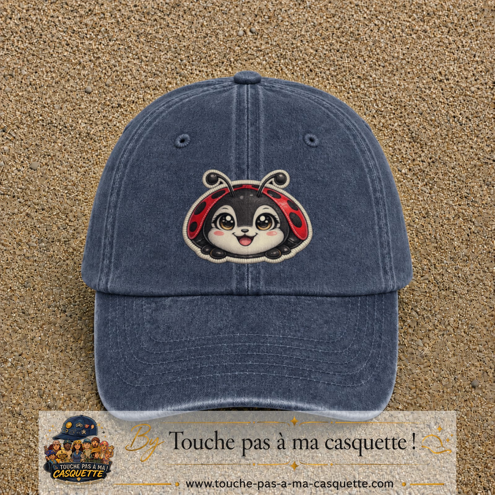 Casquette Bleu marine délavé motif Coccinelle rouge 7 cm - vue principale
