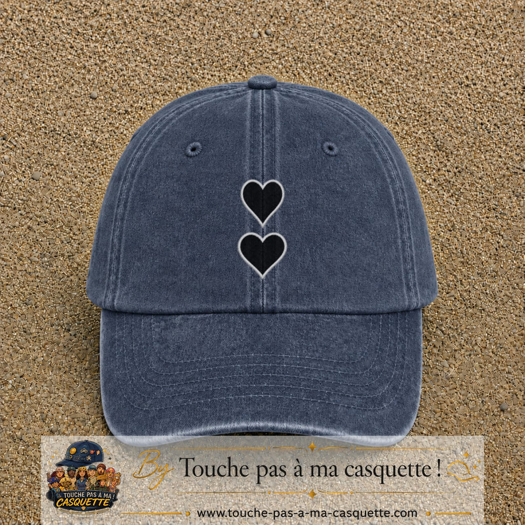 Casquette baseball Bleu marine délavé 100% coton avec visuel Deux cœurs noirs 7 cm - image produit principale