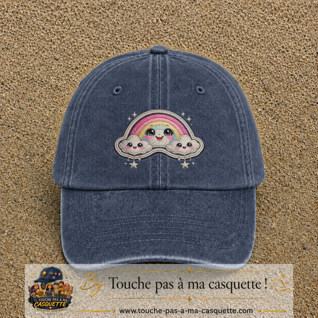 Casquette Bleu marine délavé motif Arc-en-ciel nuageux 7 cm - vue principale