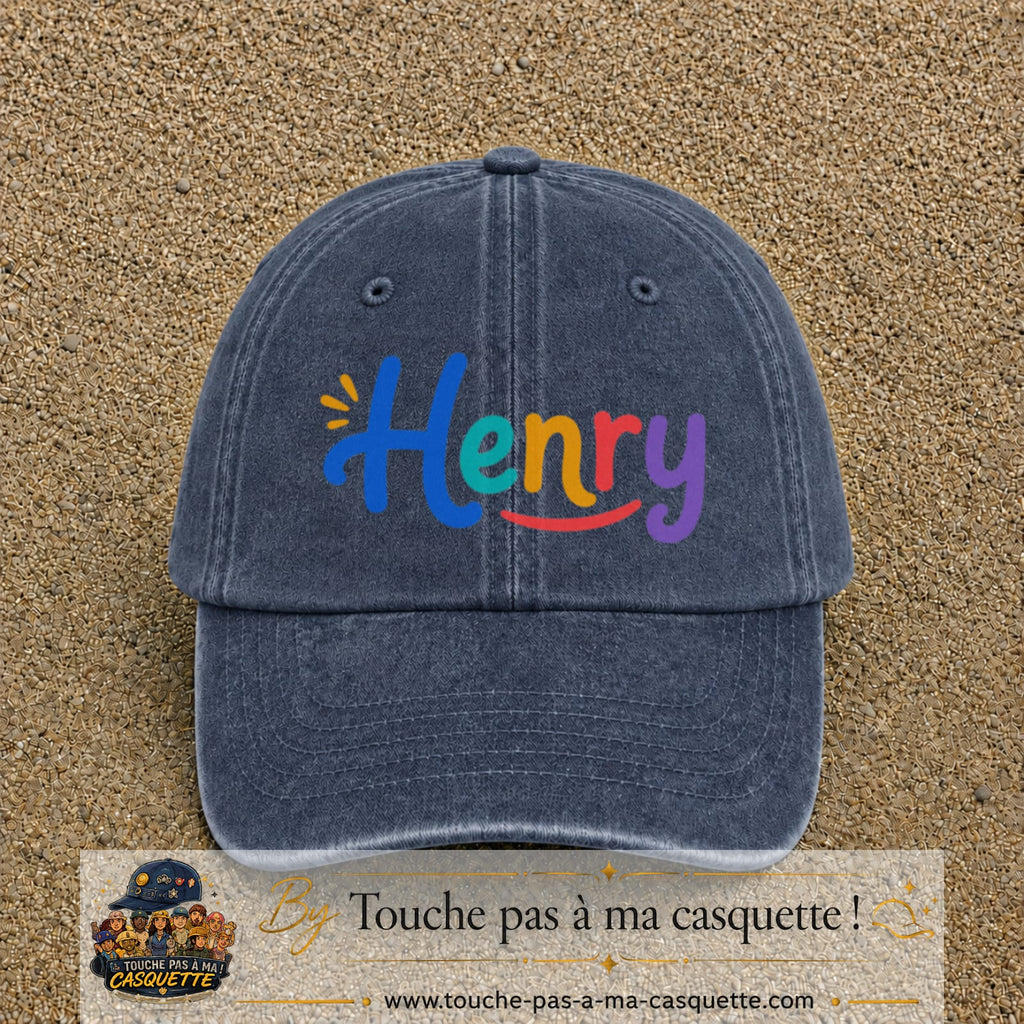 Casquette baseball Bleu marine délavé 100% coton avec visuel Prénom Henry coloré 7 cm - image produit principale