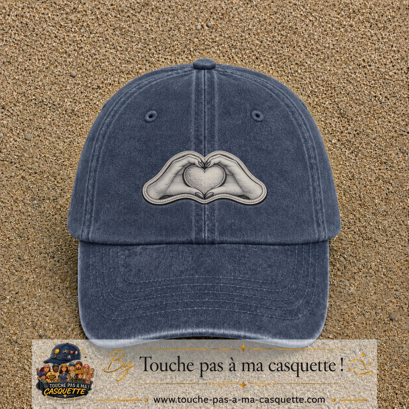 Casquette Bleu marine délavé motif Mains formant un cœur 5 cm - vue principale