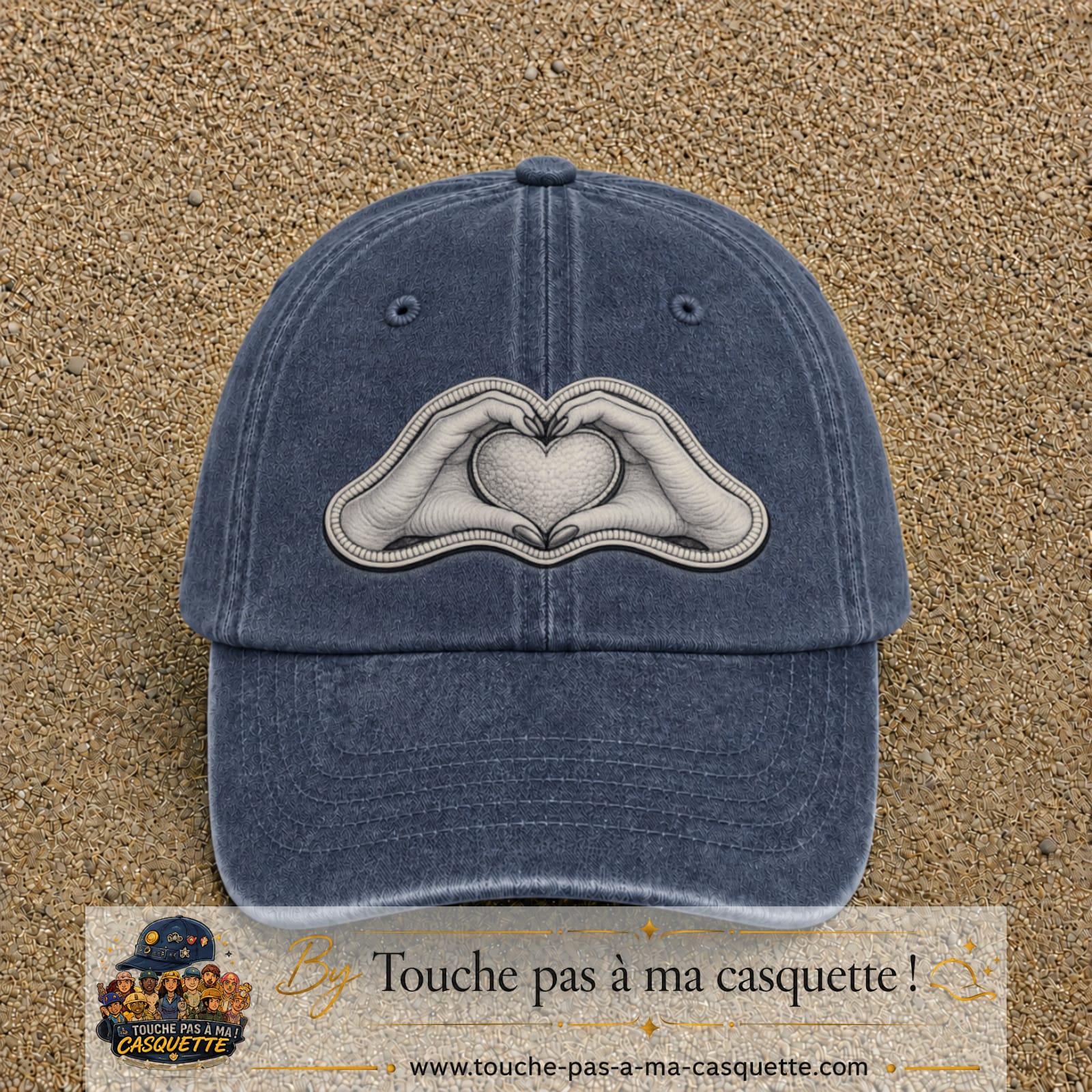 Casquette Bleu marine délavé motif Mains formant un cœur 7 cm - vue principale