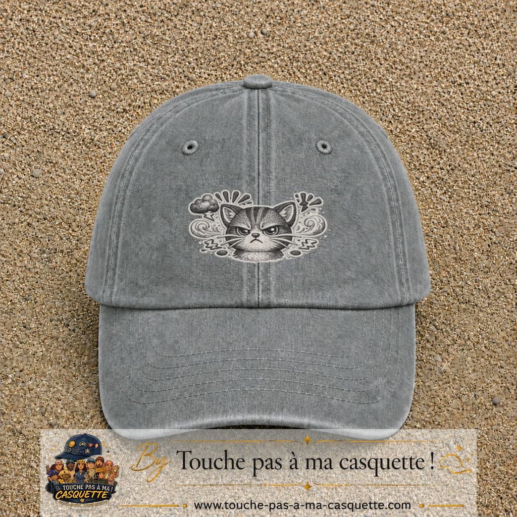 Image principale produit1moyenGR - casquette Gris délavé avec visuel Chat colère ornemental 5 cm