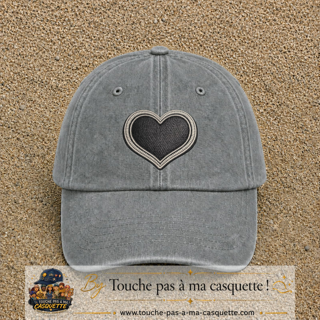 Casquette Gris délavé motif Cœur velours 7 cm - vue principale