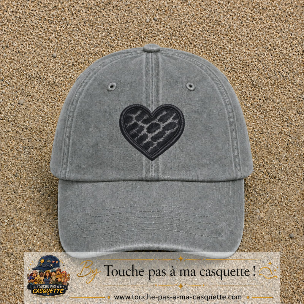 Casquette Gris délavé motif Cœur félin 7 cm - vue principale