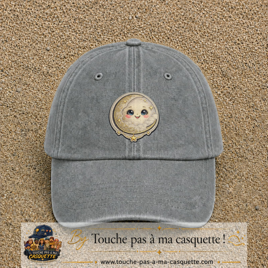 Casquette Gris délavé motif Lune kawaii 7 cm - vue principale