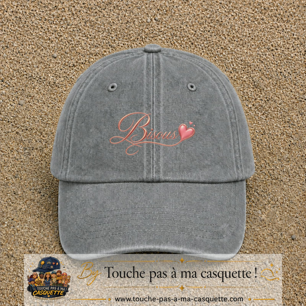 Casquette baseball Gris délavé 100% coton avec visuel Bisous cœur 5 cm - image produit principale