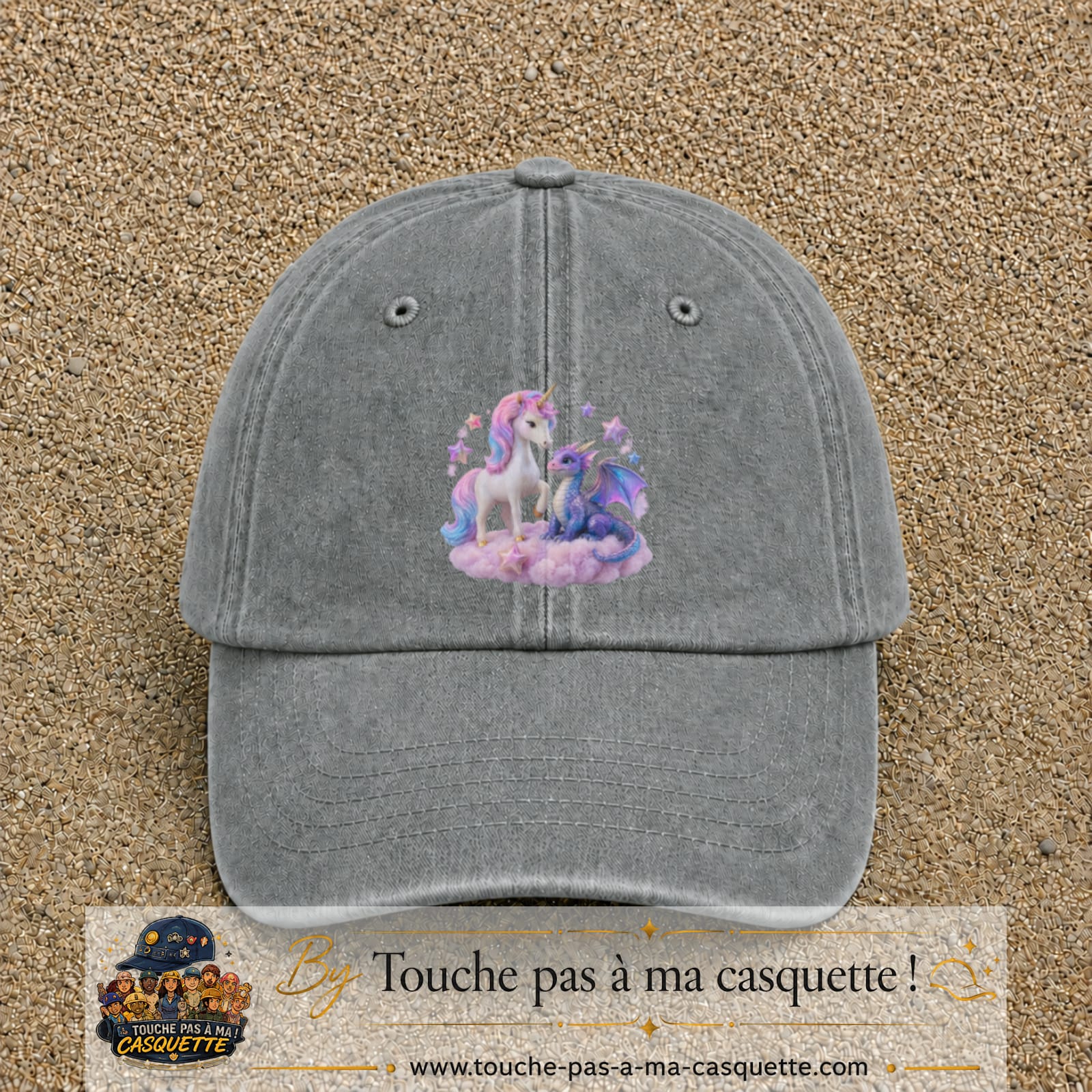 Casquette Gris délavé avec motif Licorne et dragon sur un nuage en 7 cm – vue principale