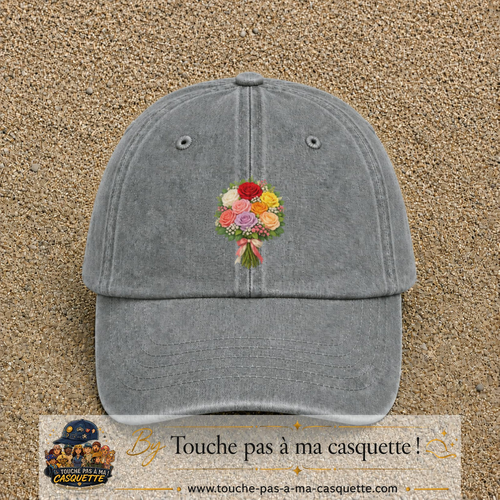 Casquette Gris délavé avec motif Bouquet romantique de roses en 7 cm – vue principale