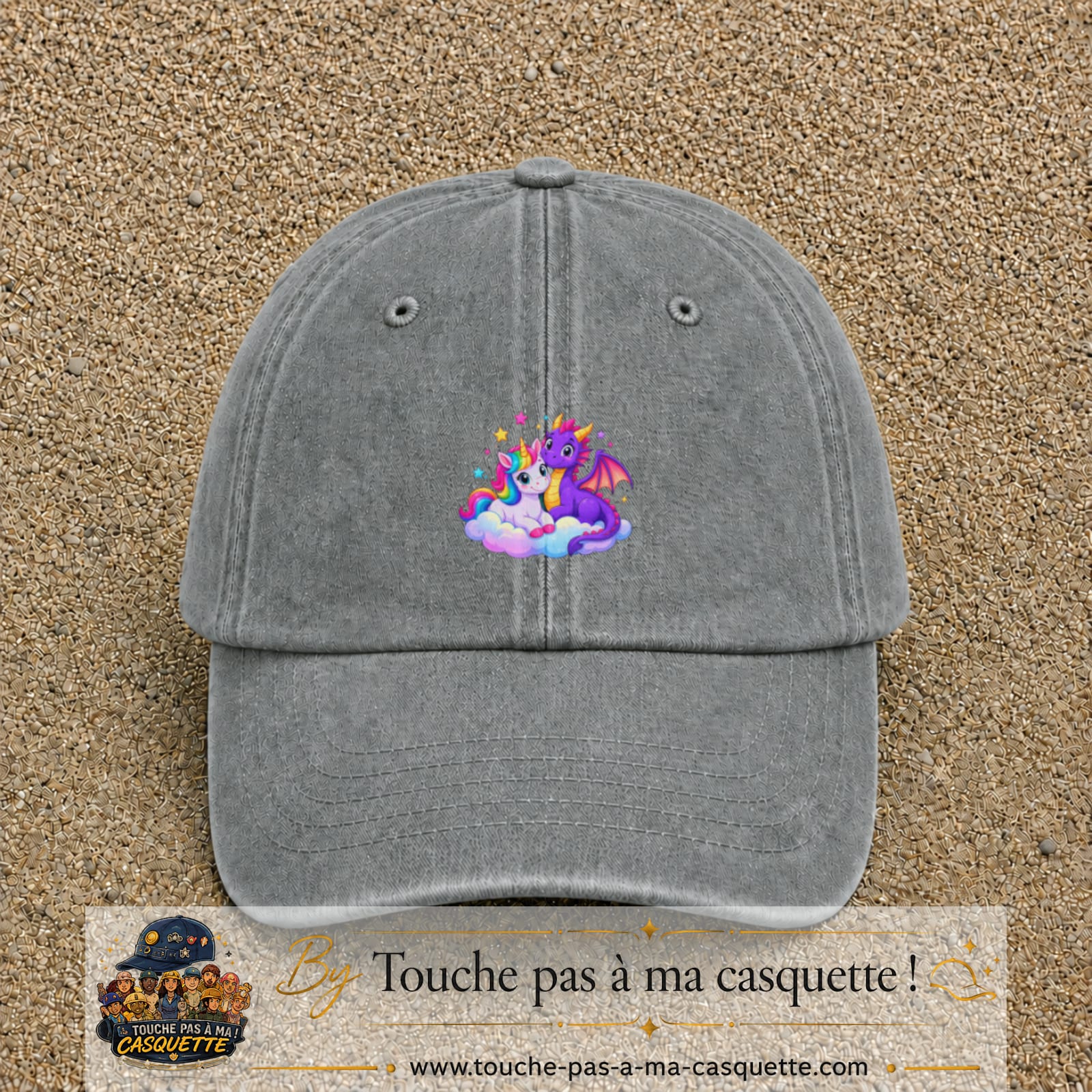 Casquette Gris délavé motif Licorne et bébé dragon logo 5 cm