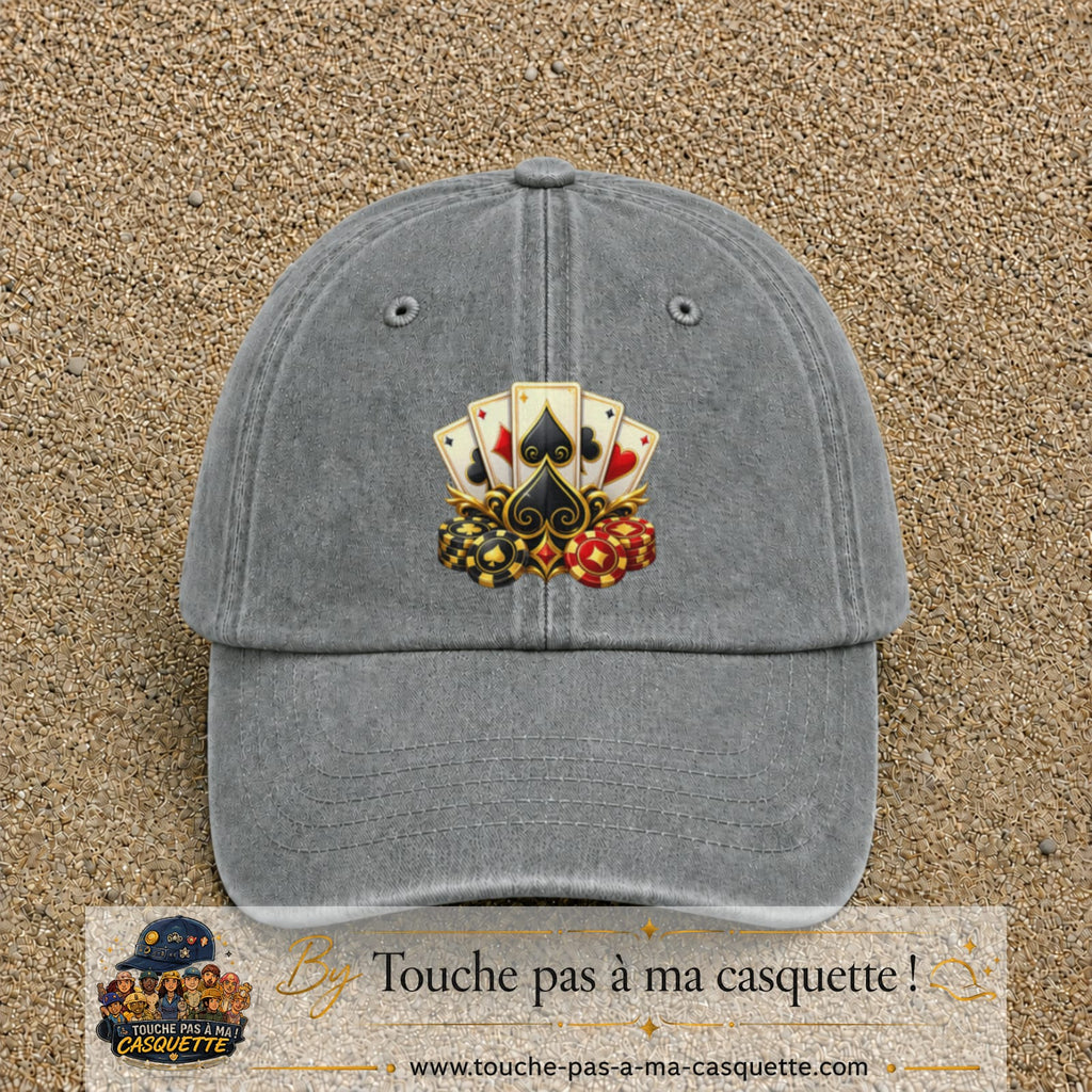 Casquette Gris délavé motif Poker cartes et jetons logo 7 cm