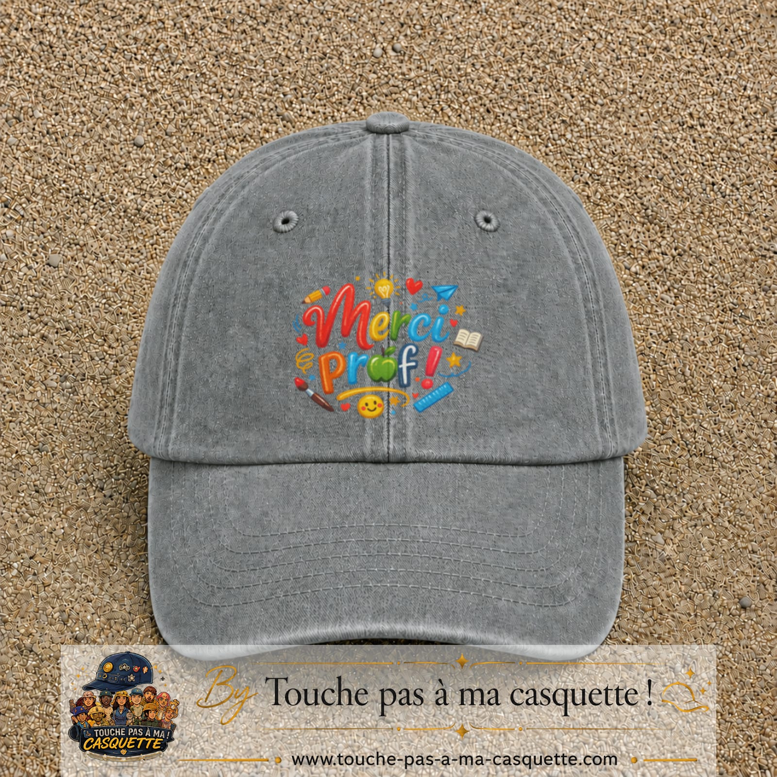 Casquette Gris délavé avec motif Merci Prof coloré en 7 cm – vue principale