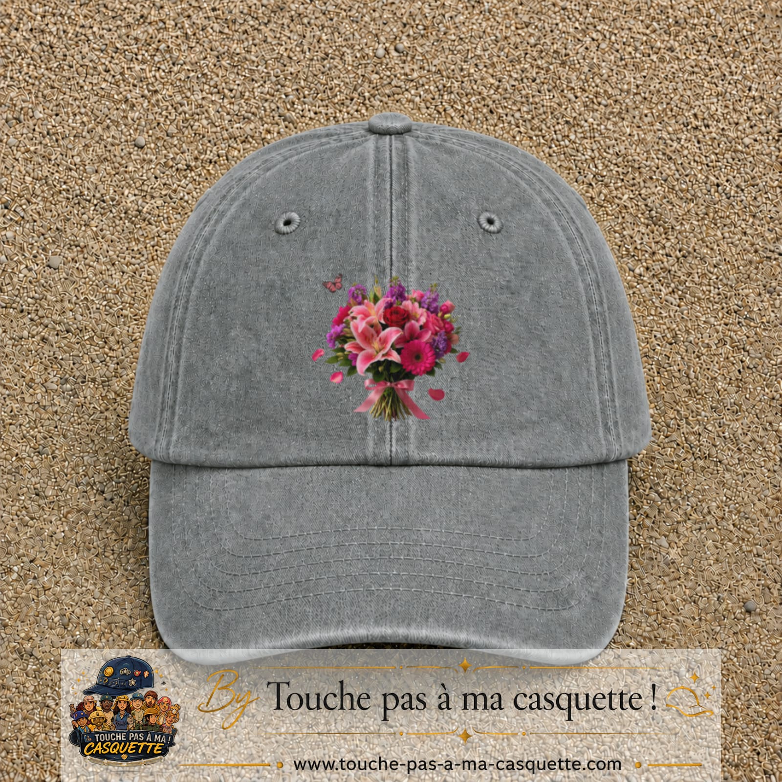 Casquette Gris délavé avec motif Bouquet de lys et roses avec papillon en 7 cm – vue principale