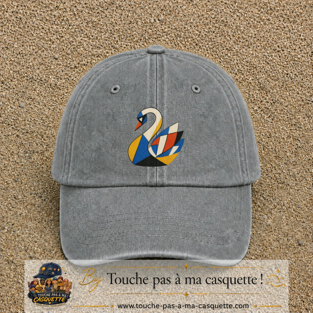 Image principale produit163grosGR - casquette Gris délavé avec visuel Cygne géométrique 7 cm