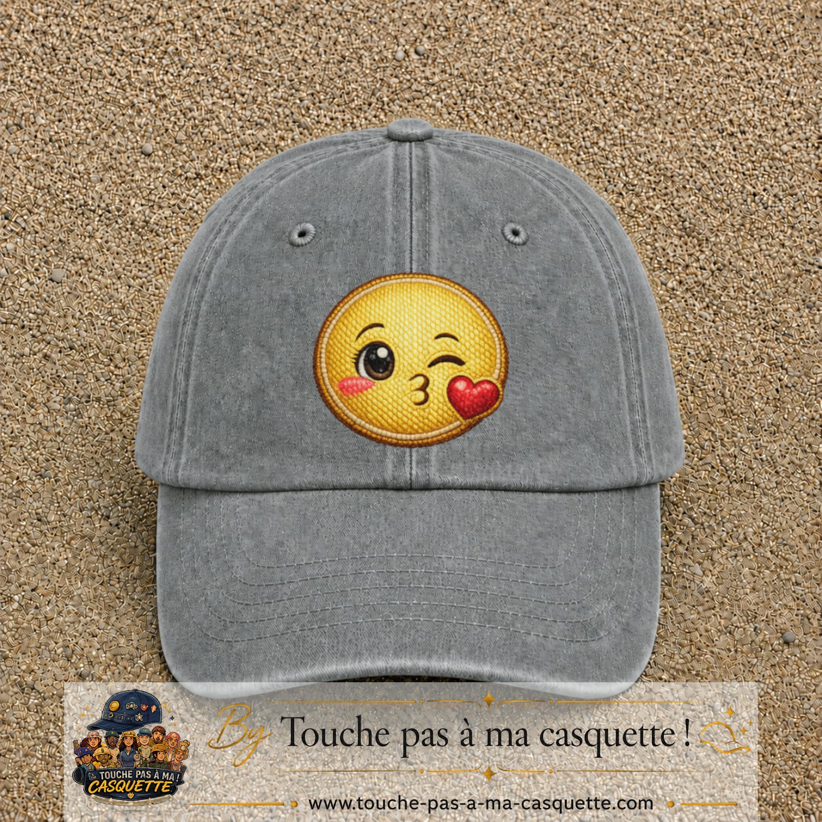 Image principale produit10grosGR - casquette Gris délavé avec visuel Emoji bisou cœur 7 cm