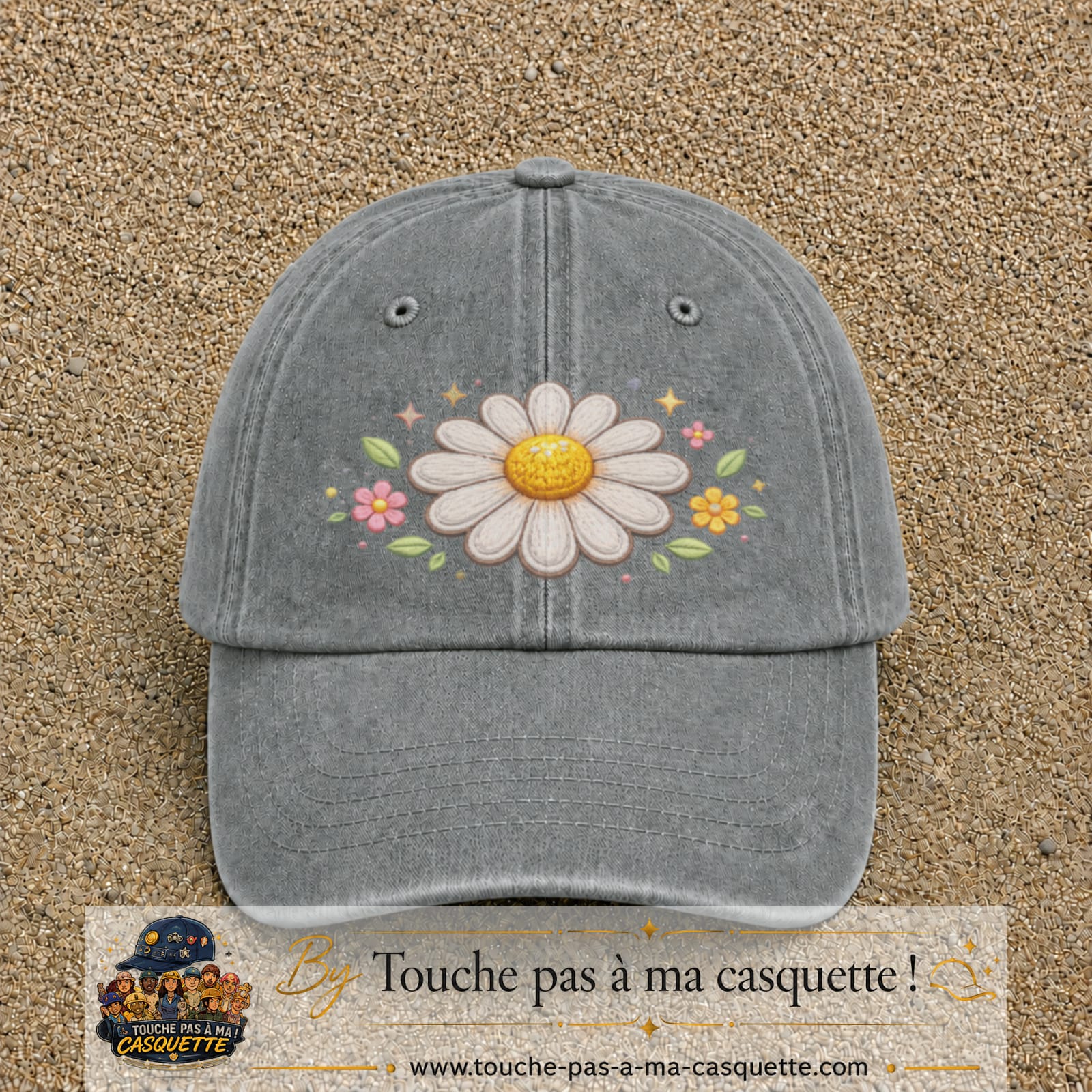 Image principale produit120grosGR - casquette Gris délavé avec visuel Marguerite horizontale 7 cm
