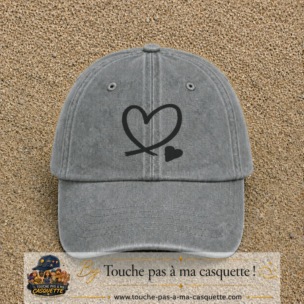 Image principale produit31grosGR - casquette Gris délavé avec visuel Cœur continu noir 7 cm