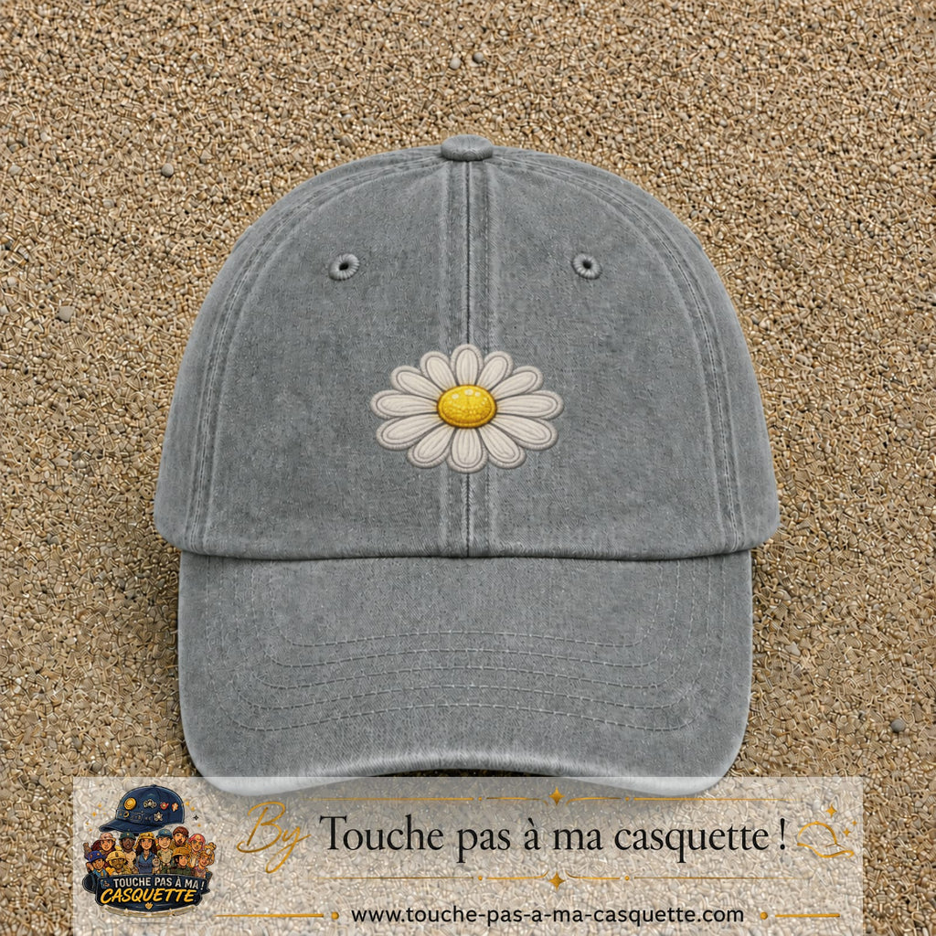 Image principale produit104moyenGR - casquette Gris délavé avec visuel Marguerite simple 5 cm
