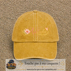Casquette Jaune délavé - Moutarde délavé avec motif Prénom Natacha fleuri en 5 cm – vue principale