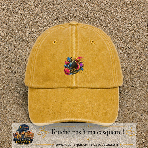 Casquette Jaune délavé - Moutarde délavé avec motif As de pique et jetons de poker en 5 cm – vue principale