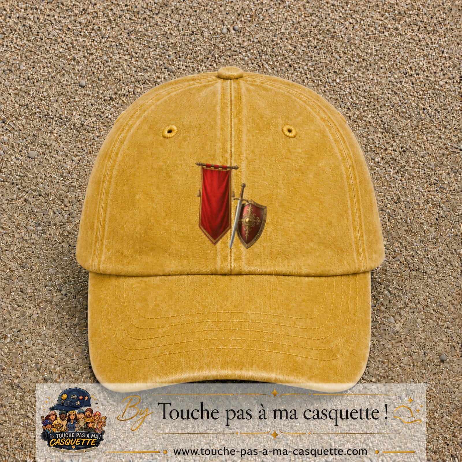 Image principale casquette Jaune délavé - Moutarde délavé avec motif Bouclier médiéval 7 cm