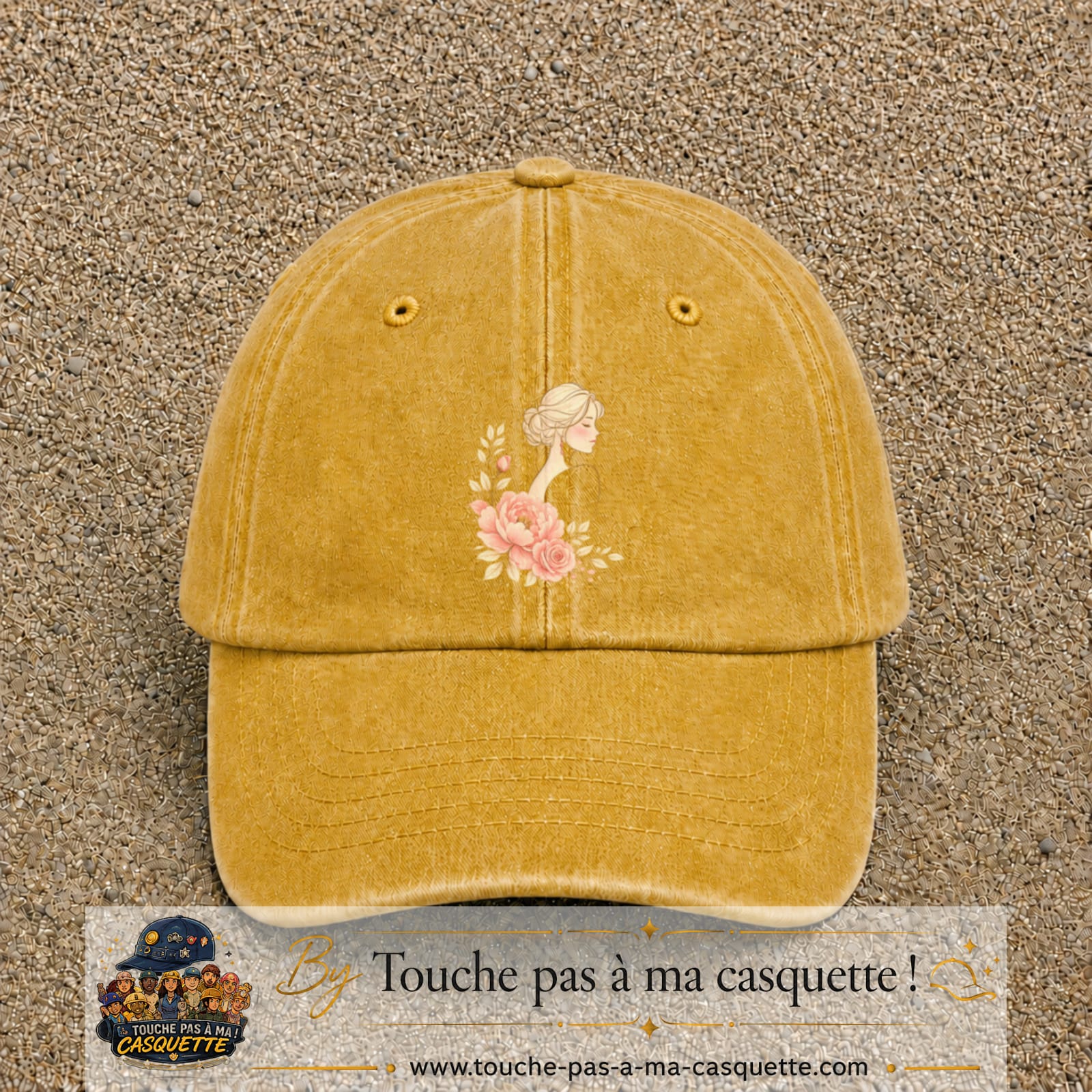 Casquette Jaune délavé - Moutarde délavé avec motif Portrait féminin aux pivoines en 7 cm – vue principale