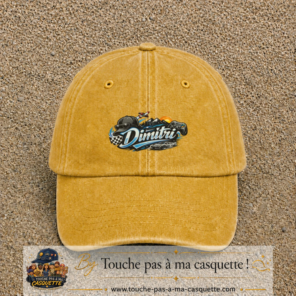Casquette Jaune délavé - Moutarde délavé avec motif Prénom Dimitri univers vitesse en 5 cm – vue principale