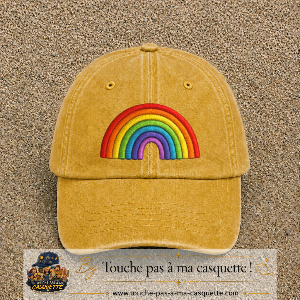 Image principale produit24grosJ - casquette Jaune délavé - Moutarde délavé avec visuel Arc-en-ciel 7 cm