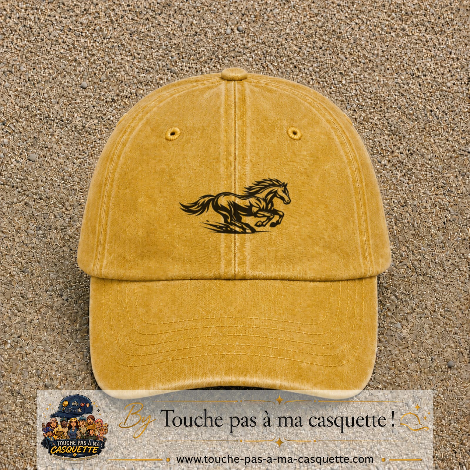 Image principale produit127moyenJ - casquette Jaune délavé - Moutarde délavé avec visuel Cheval au galop 5 cm