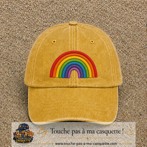 Image principale produit187grosJ - casquette Jaune délavé - Moutarde délavé avec visuel Arc-en-ciel 7 cm