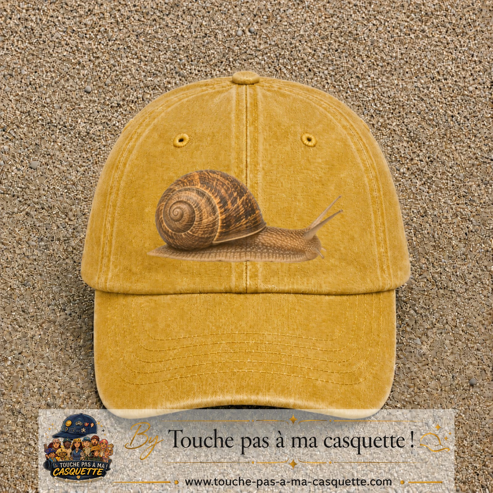 Image principale produit74grosJ - casquette Jaune délavé - Moutarde délavé avec visuel Escargot 7 cm