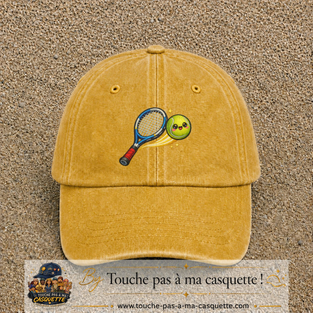 Image principale produit80grosJ - casquette Jaune délavé - Moutarde délavé avec visuel Tennis raquette balle 7 cm