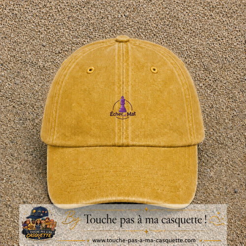 Image principale produit134petitJ - casquette Jaune délavé - Moutarde délavé avec visuel Échec mat couronne 3 cm