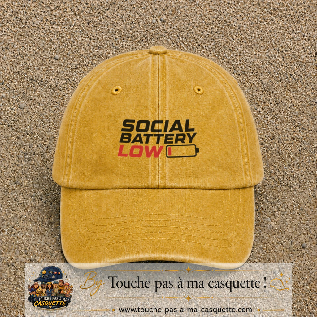 Casquette Jaune délavé - Moutarde délavé 100% coton avec motif Social Battery Low 5 cm - image principale