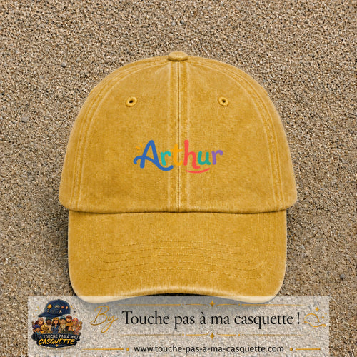 Casquette baseball Jaune délavé - Moutarde délavé 100% coton avec visuel Prénom Arthur coloré 5 cm - image produit principale