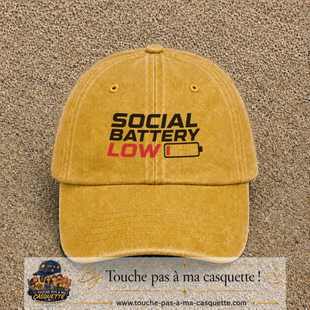Casquette Jaune délavé - Moutarde délavé 100% coton avec motif Social Battery Low 7 cm - image principale