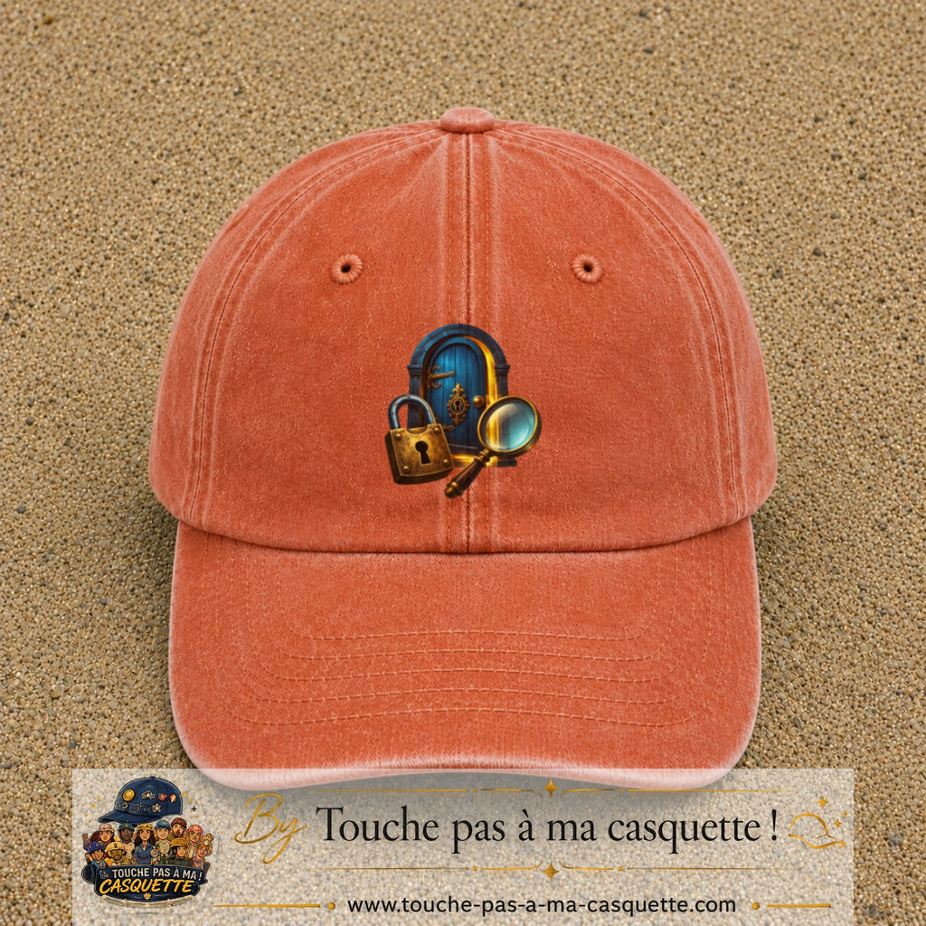 Casquette Orange délavé - Corail délavé avec motif Porte mystérieuse avec cadenas en 7 cm – vue principale