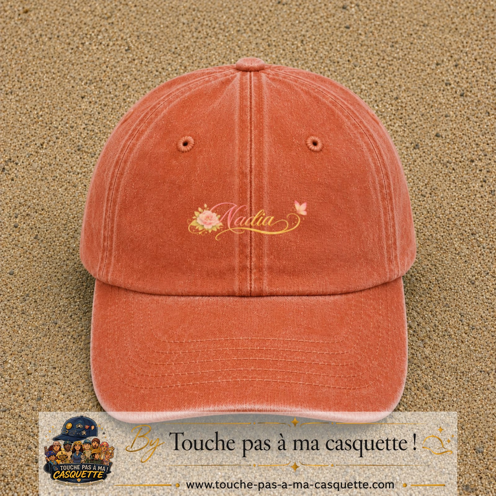 Casquette Orange délavé - Corail délavé avec motif Prénom Nadia fleuri en 3 cm – vue principale