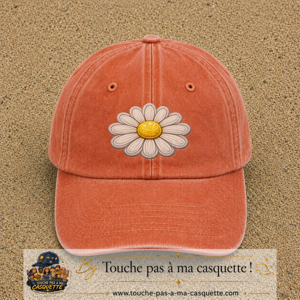 Image principale produit104grosOC - casquette Orange délavé - Corail délavé avec visuel Marguerite simple 7 cm
