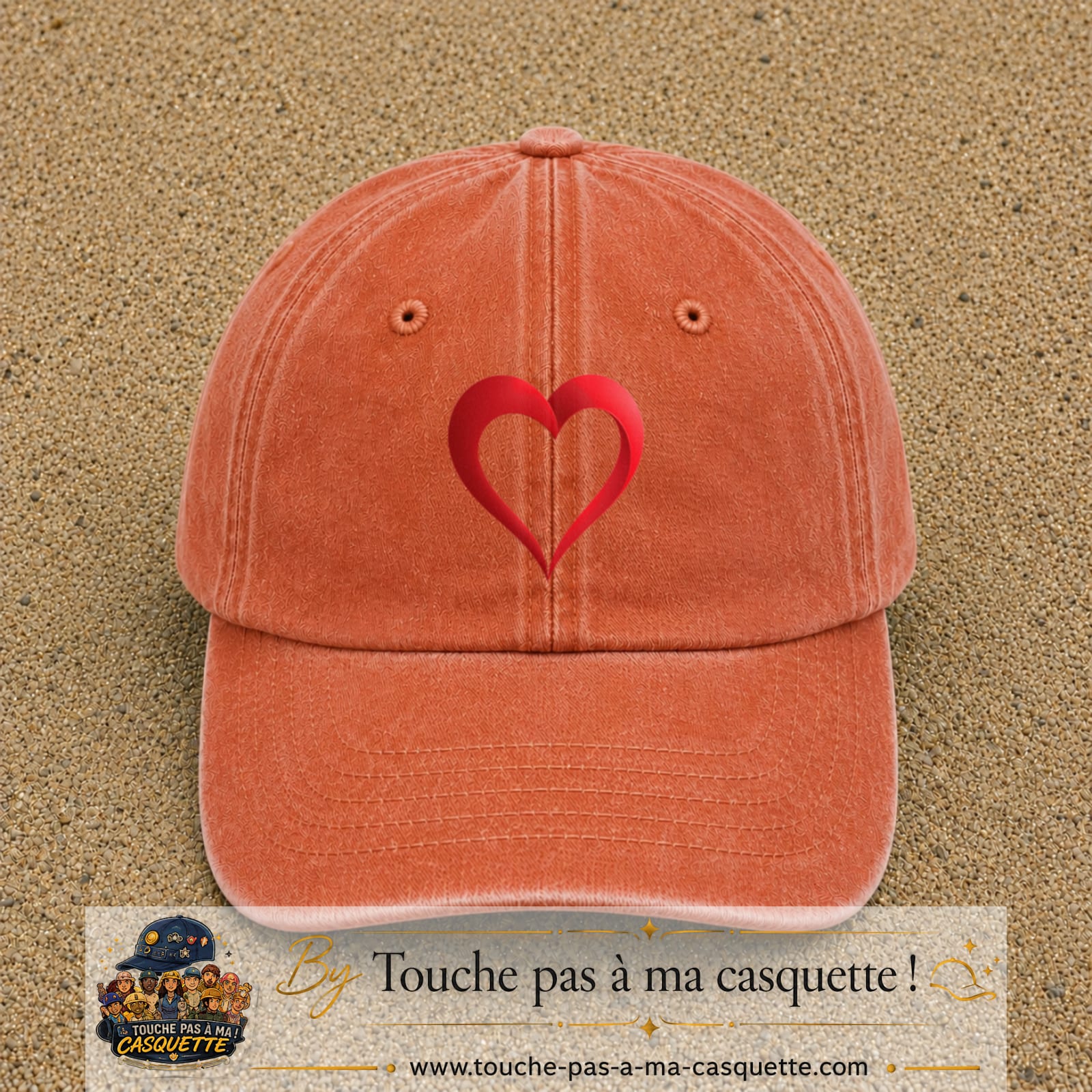 Image principale produit138grosOC - casquette Orange délavé - Corail délavé avec visuel Cœur rouge 7 cm