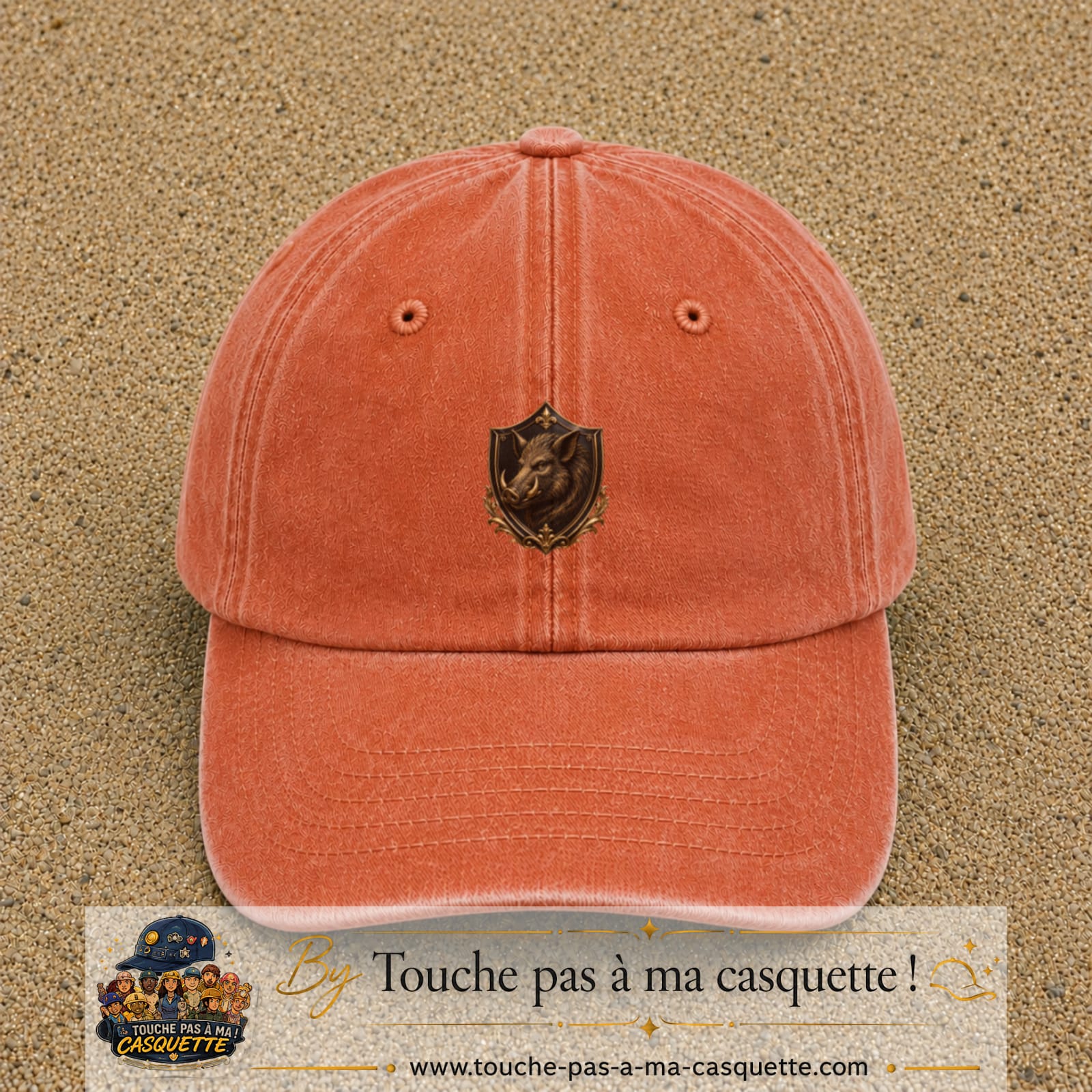 Casquette baseball Orange délavé - Corail délavé 100% coton avec visuel Écusson sanglier 5 cm - image produit principale