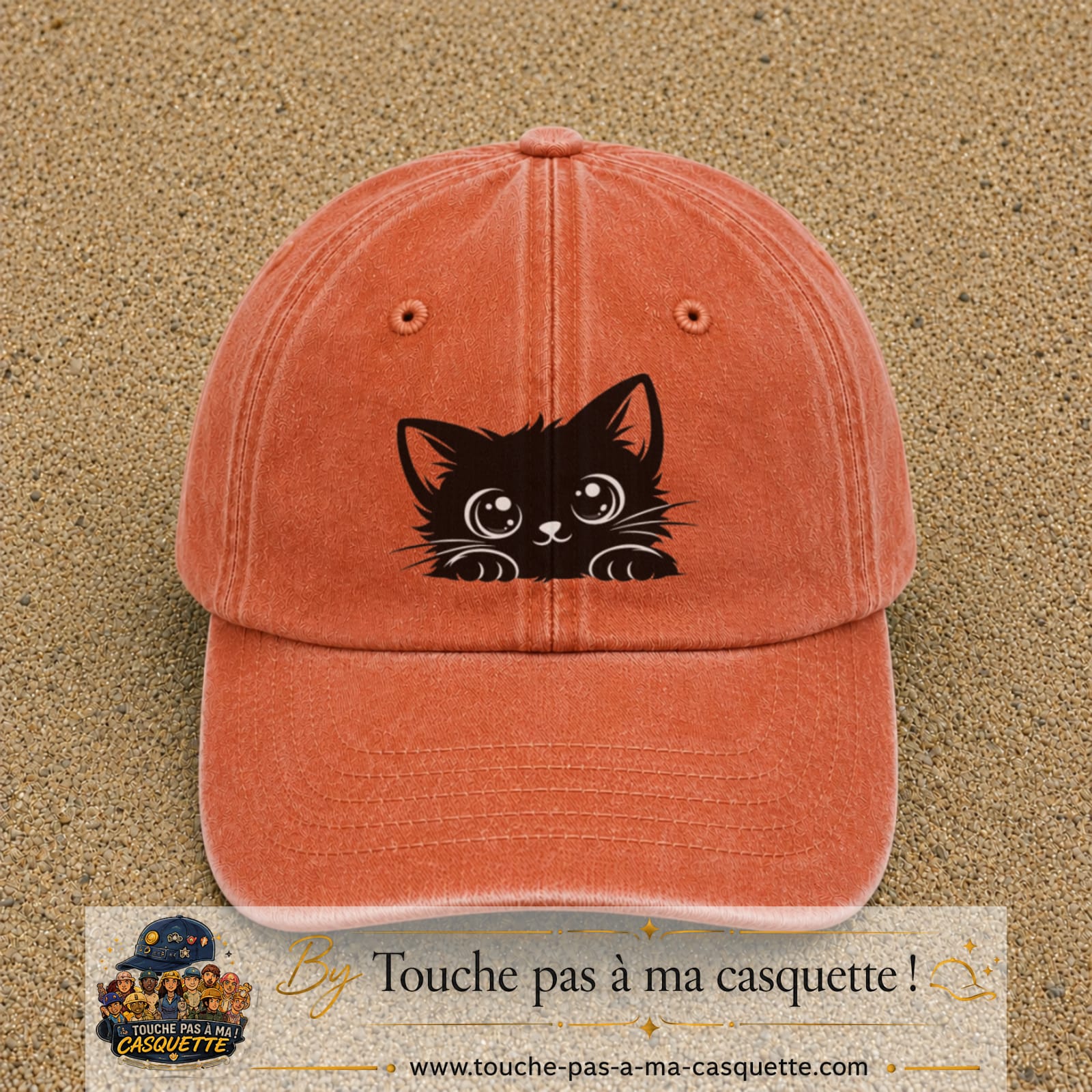 Casquette baseball Orange délavé - Corail délavé 100% coton avec visuel Chaton noir kawaii 7 cm - image produit principale