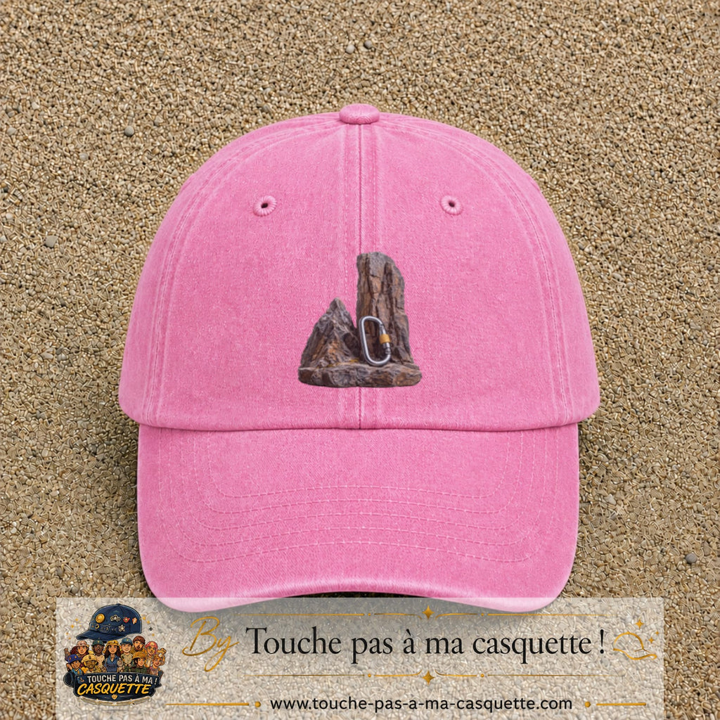 Casquette Rose délavé motif Mousqueton d’escalade logo 7 cm