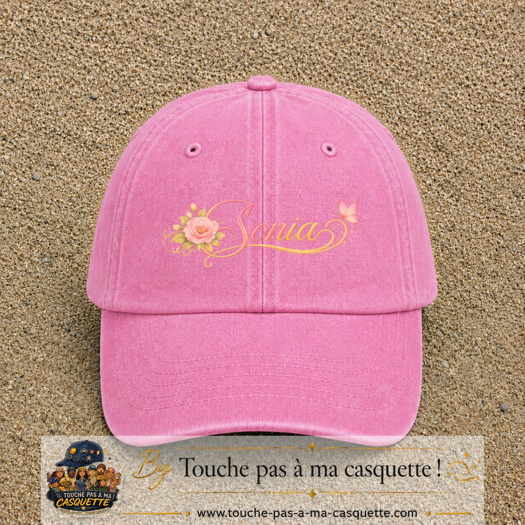 Casquette Rose délavé avec motif Prénom Sonia fleuri en 7 cm – vue principale