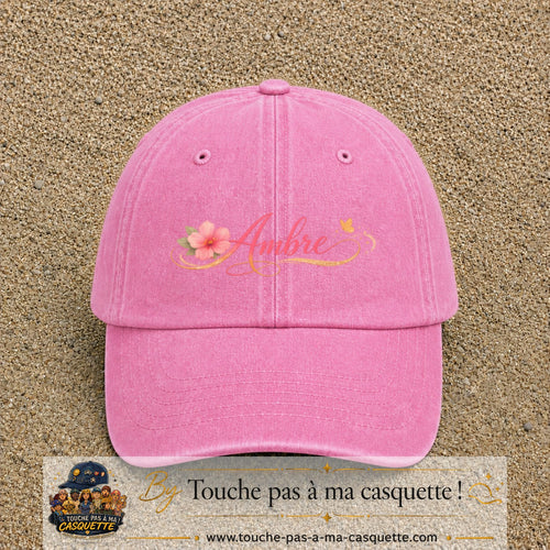 Casquette Rose délavé avec motif Prénom Ambre fleuri en 7 cm – vue principale