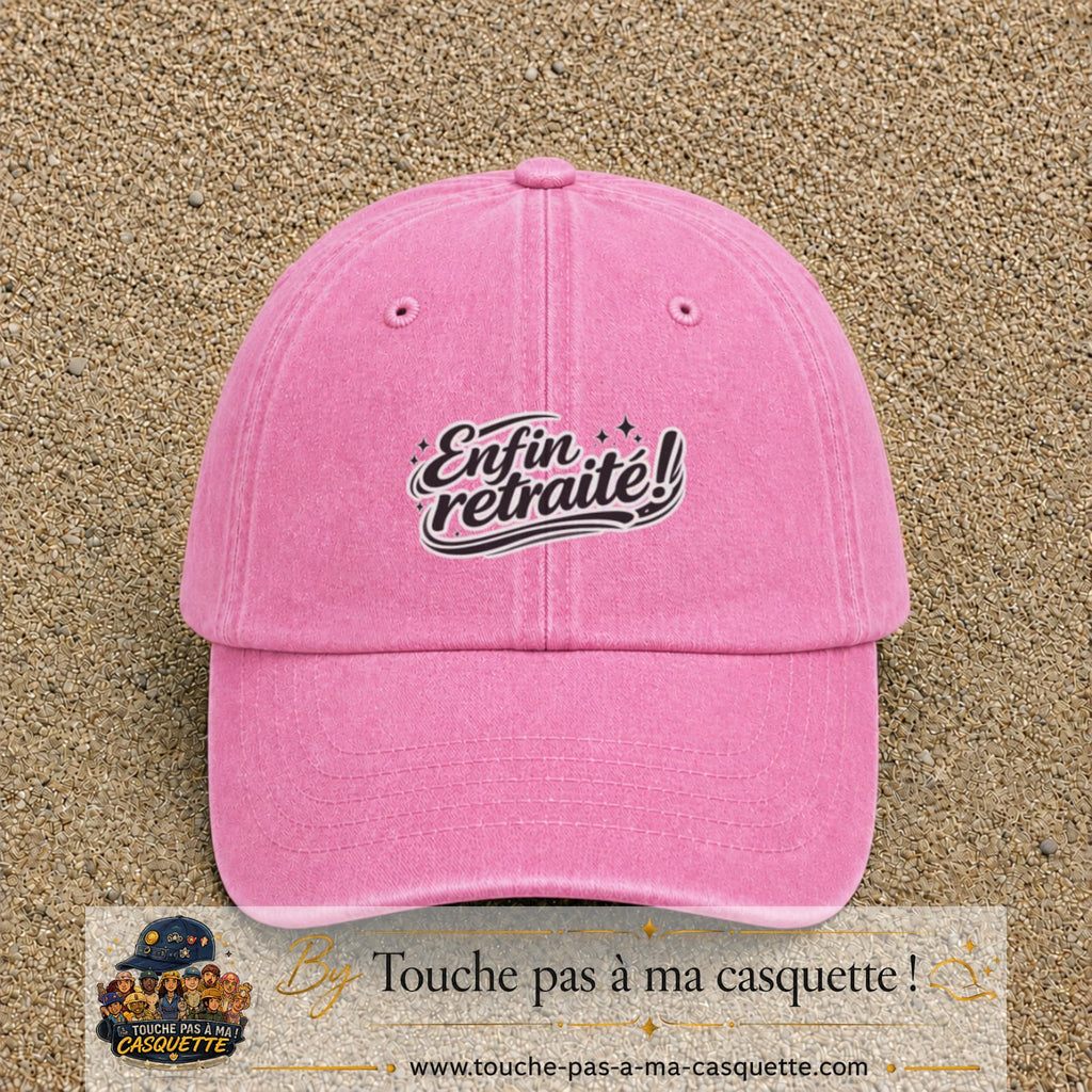 Casquette Rose délavé avec motif Enfin retraité en 5 cm – vue principale